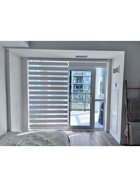 LIKE NEW Zebra Alternating Window Patio light filtering blinds LIGHT GREY 36"